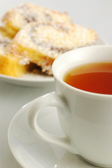 Cake with tea