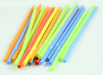 Multi-colored straws