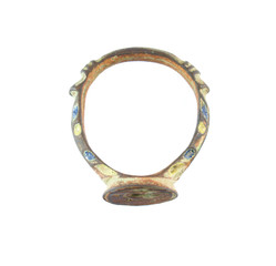 Obraz premium Ancient seal-ring with glaze (XVI century, Russia)