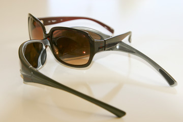 lunettes de soleil - 2 paires