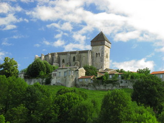 Fototapeta na wymiar Saint-Bertrand de Comminges