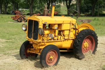 tracteur.ancien