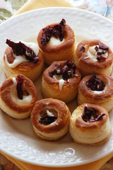 Vol au vents con radicchio e fonduta - Antipasti Veneto