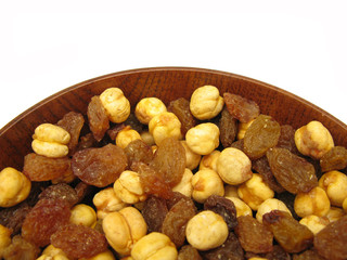 Raisins and chicpeas snack close up
