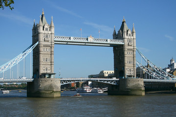 Fototapeta na wymiar london tower bridge