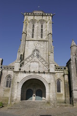 Fototapeta na wymiar a church in brittany , at Locronan