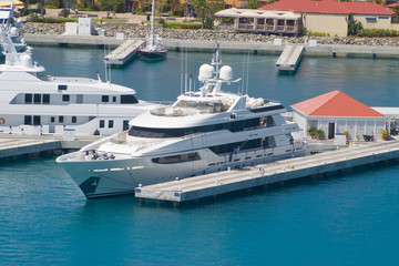 yatch III