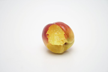 Nektarinenbiss