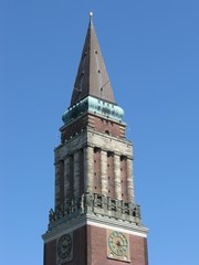 Rathausturm Kiel Hochformat