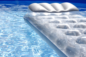 inflatable mattress of swimming pool