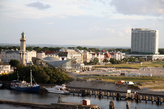 Warnem&uuml;nde mit Strand und Promenade, Mecklenburg-Vorpommern