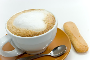 cappuccino mit butter-gebäck