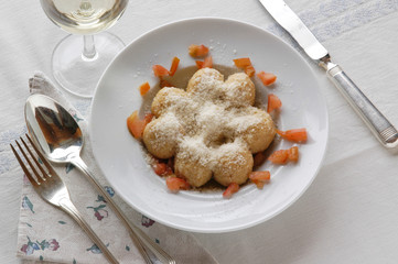 Gnocchi di Pane - Primi Veneto