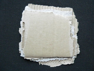 quadratisches Stück Pappe