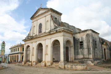 Fototapeta na wymiar Kościół Świętej Trójcy