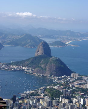 Pain de Sucre et baie de Rio, Brésil.