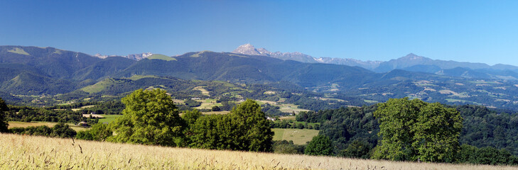 Panorama des Pyrénées