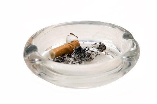 cendrier d&eacute;tour&eacute;