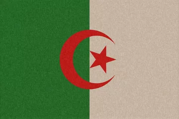 Selbstklebende Fototapeten Flaggenstoff Algerien Algerien Flagge in Material © DomLortha
