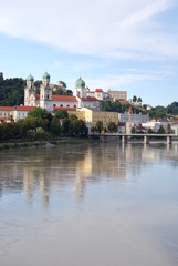 Fototapeta na wymiar Zobacz Passau z przystani - 4