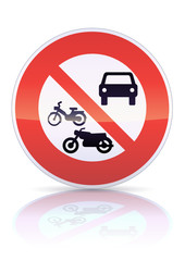 Accès interdit à tous les véhicules à moteur (reflet métal)