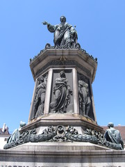 kaiser denkmal in der hofburg in wien österreich