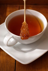 tasse tee und kandiszucker