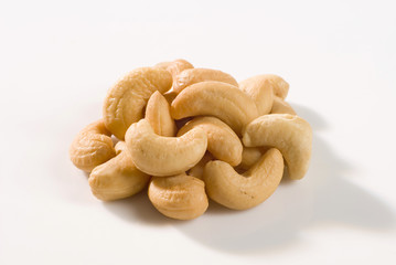 Roasted cashews