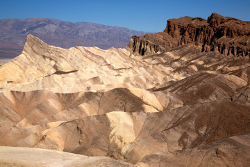 Fototapeta na wymiar Blick vom Zabriskie Point in das Death Valley