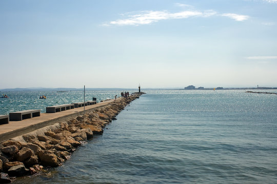 jetty in the sea 1