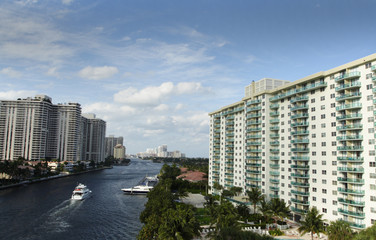 Fototapeta premium Waterfront Condominium