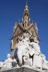 Fototapeta na wymiar Pomnik Albert Memorial Londynie