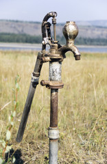 alte rostige Wasserpumpe in Kanada