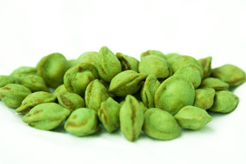 Wasabi Nuts