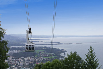 Bergbahn mit Blick auf den Bodensee