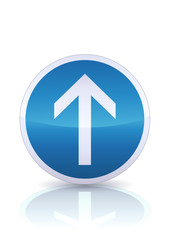 Obligation d'aller tout droit à l'intersection (reflet métal)