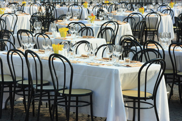 Beautifully decorated tables for many peoples outdoors