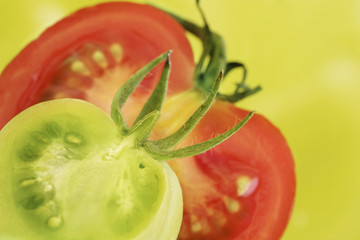 ripe and unriped tomatoes