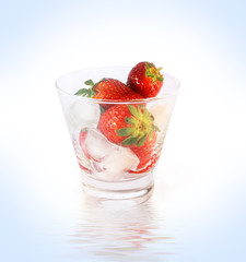 fresh strawberries with ice