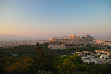 Fototapeta na wymiar Akropol o zachodzie słońca