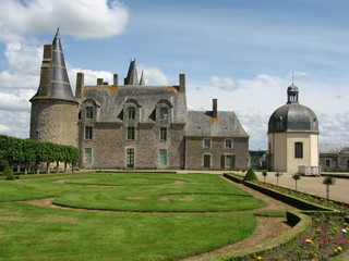château breton - Powered by Adobe
