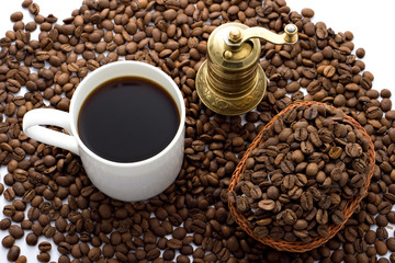 Coffe seeds and grinder