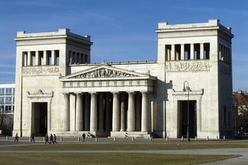 Obraz premium Propyläen am Königsplatz in München