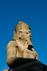 Fototapeta premium The majestic statue of Seti I in Luxor