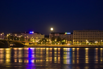 Fototapeta na wymiar Budapest in night and moon