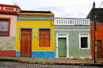Maisons colorées d'Olinda, Brésil. - obrazy, fototapety, plakaty