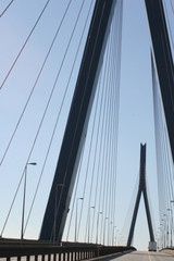 Fototapeta na wymiar Köhlbrandbrücke