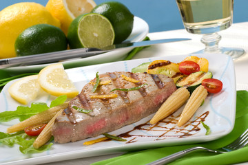 Grilled tuna steak