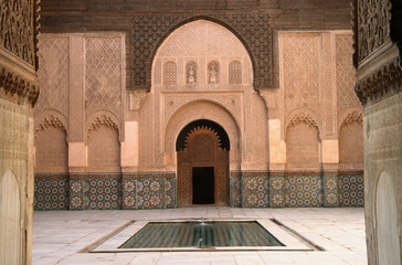 Fototapeta na wymiar Ali Ben Youssef Madrassa w Marrakeszu