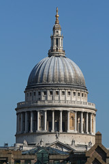 Fototapeta na wymiar Kopuła katedry Świętego Pawła w Londynie